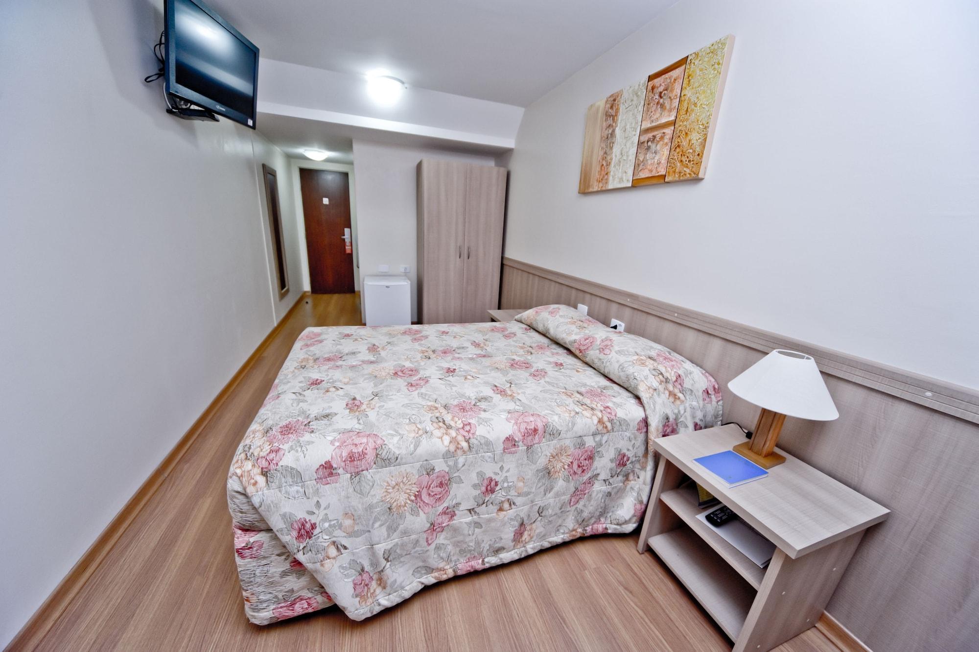 Hotel Golden Park Curitiba By Nacional Inn 外观 照片