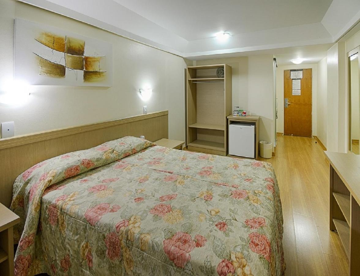 Hotel Golden Park Curitiba By Nacional Inn 外观 照片